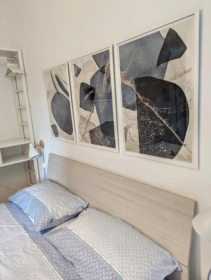 Large New Stylish Studio Apt - Metro Fast Wifi A/C Daire Milano